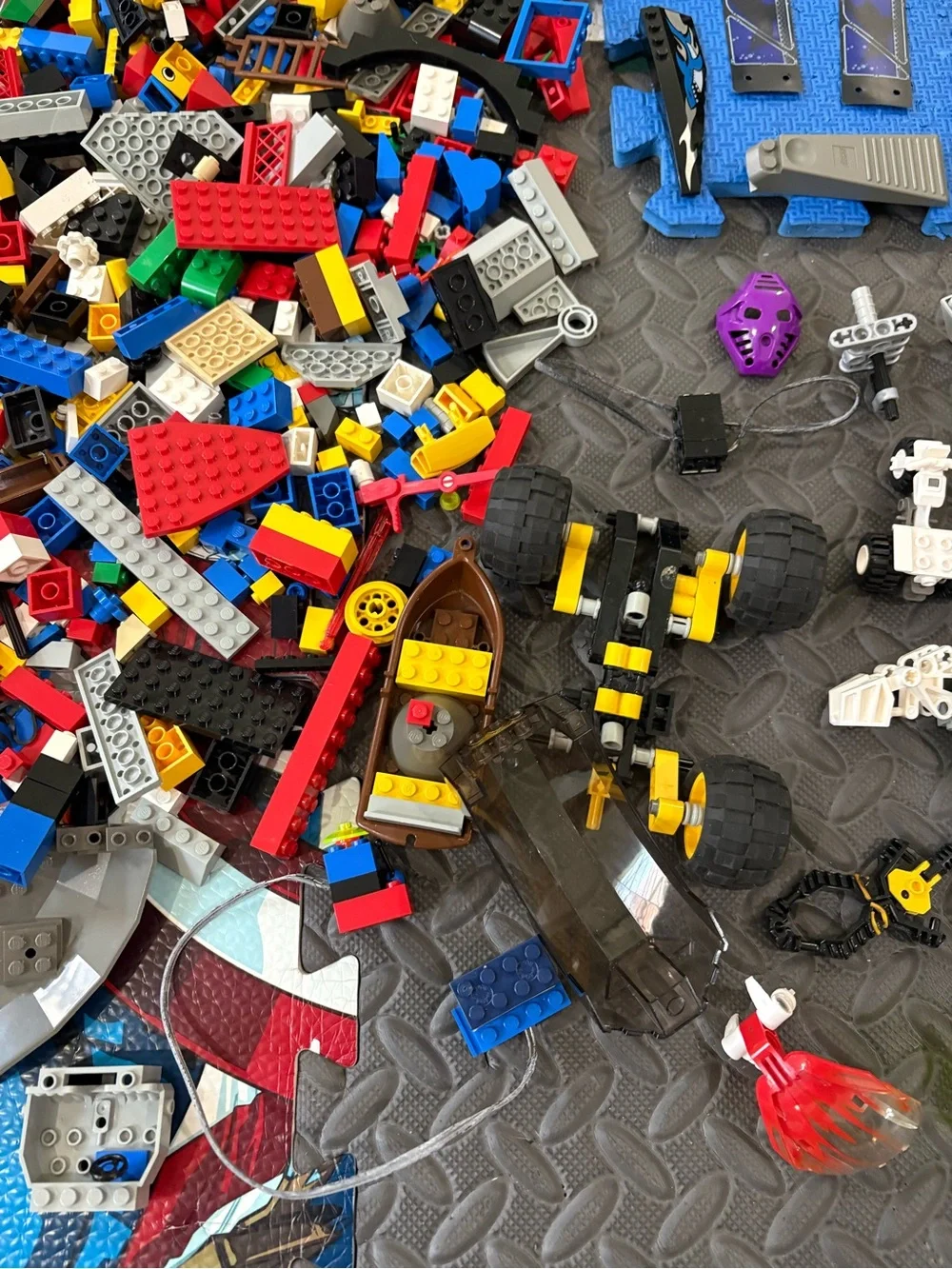 Lego please see